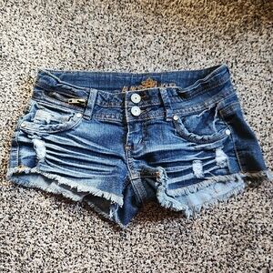 Almost Famous Distressed Denim Shorts Size 0